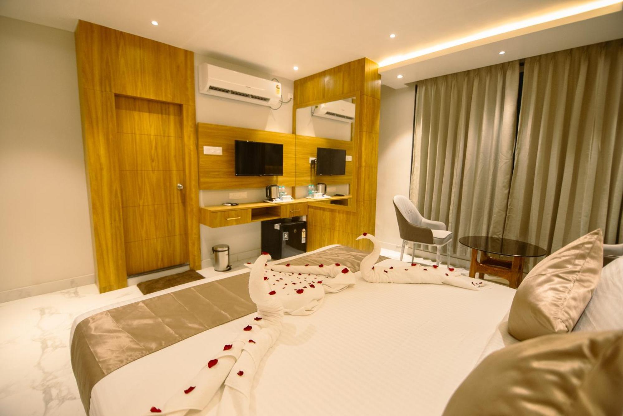 Hotel Dc Star Καλκούτα Εξωτερικό φωτογραφία