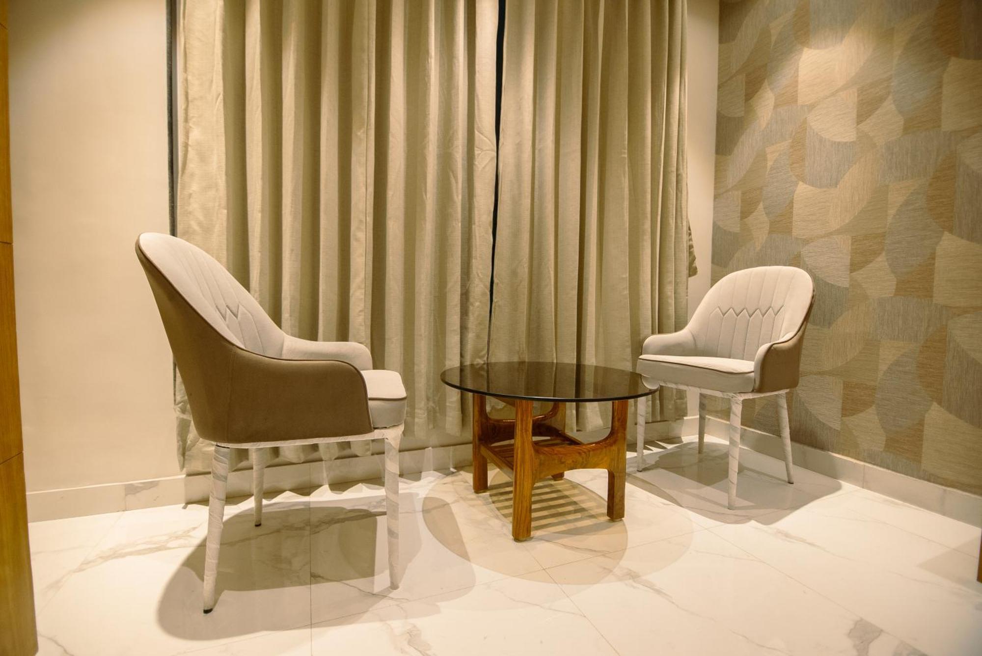 Hotel Dc Star Καλκούτα Εξωτερικό φωτογραφία