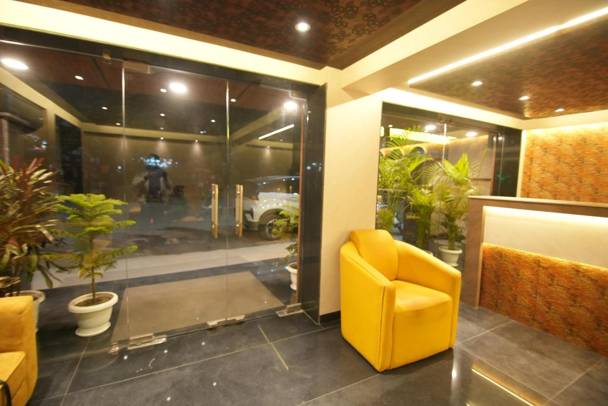 Hotel Dc Star Καλκούτα Εξωτερικό φωτογραφία