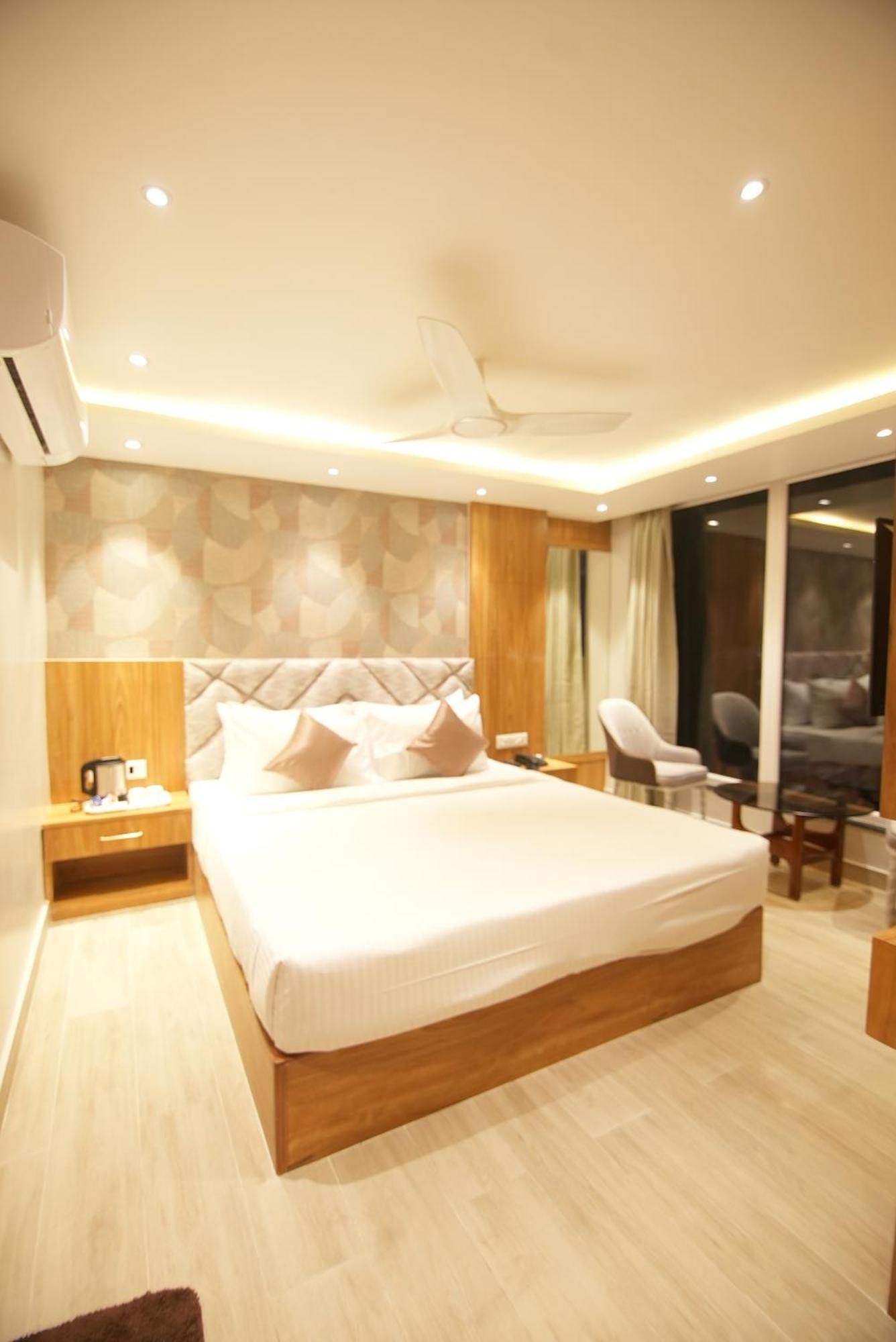 Hotel Dc Star Καλκούτα Εξωτερικό φωτογραφία