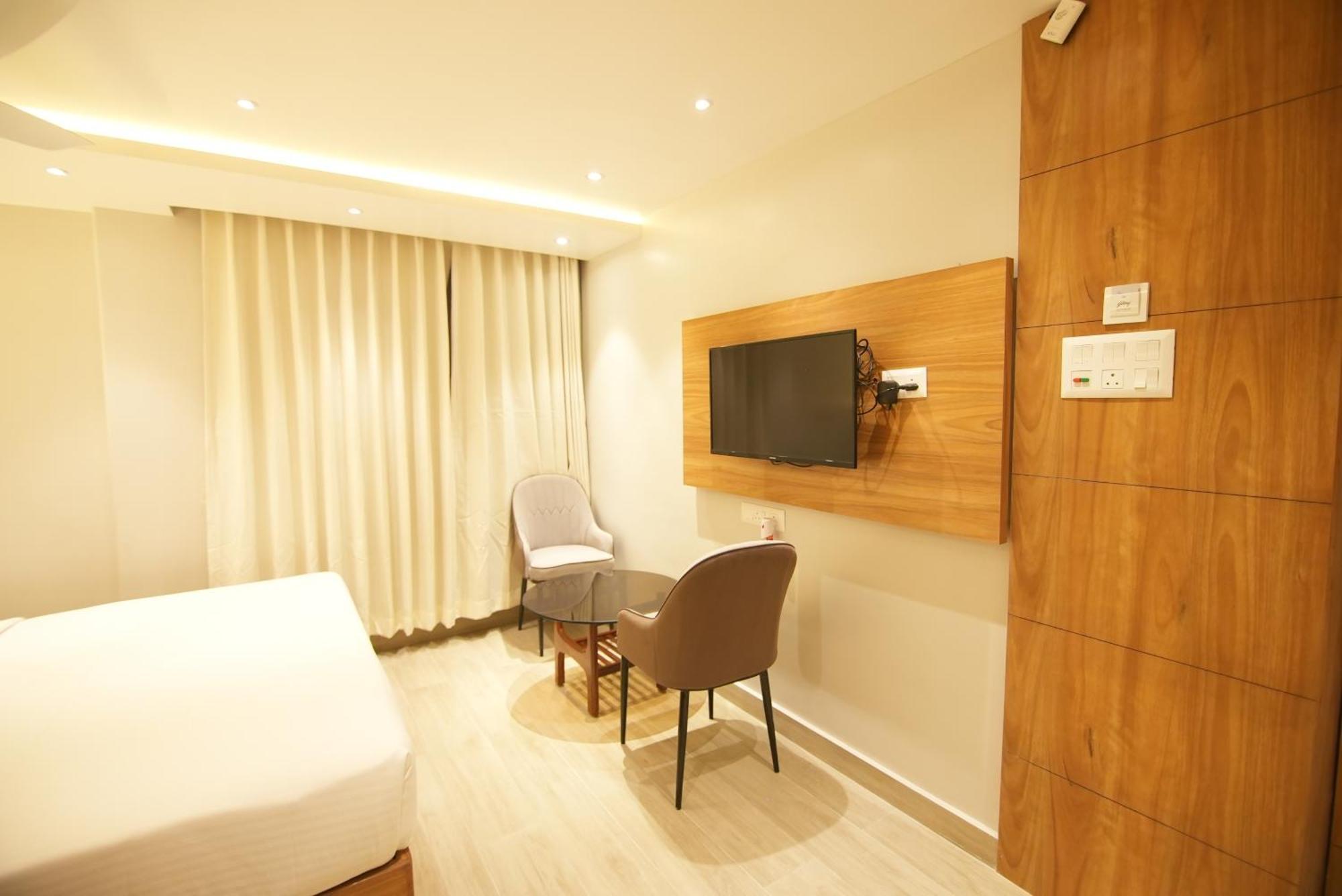 Hotel Dc Star Καλκούτα Εξωτερικό φωτογραφία